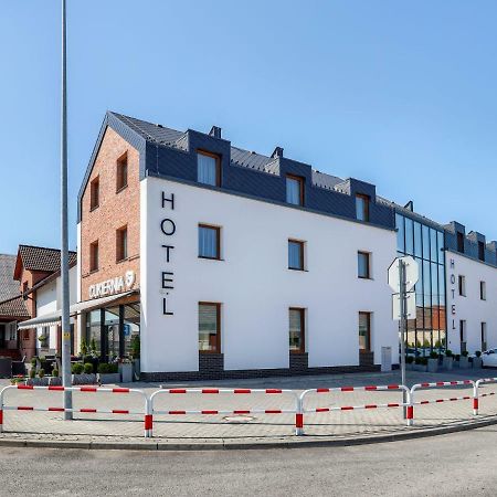 Hotel Antek Zlinice Ngoại thất bức ảnh
