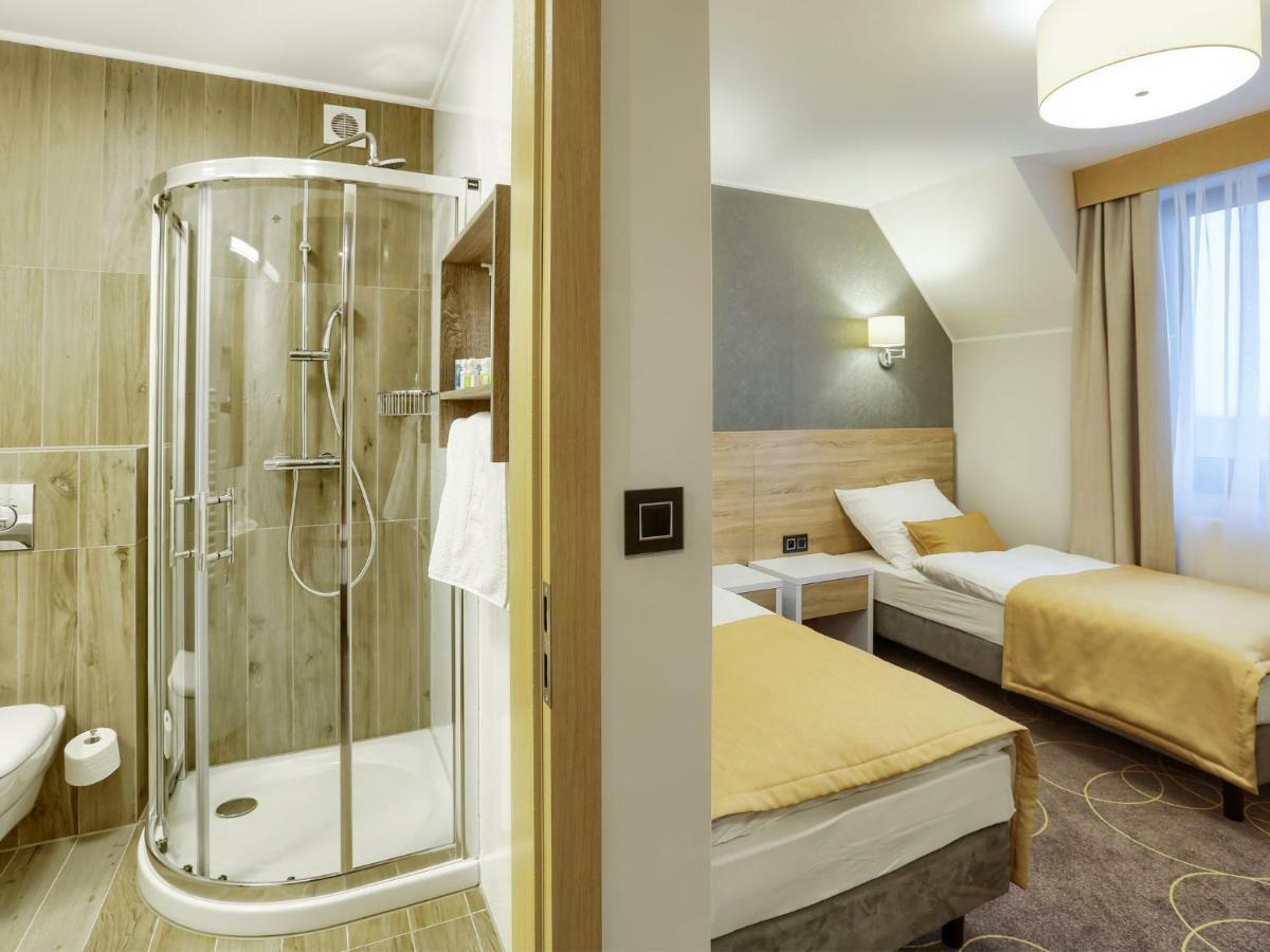 Hotel Antek Zlinice Ngoại thất bức ảnh