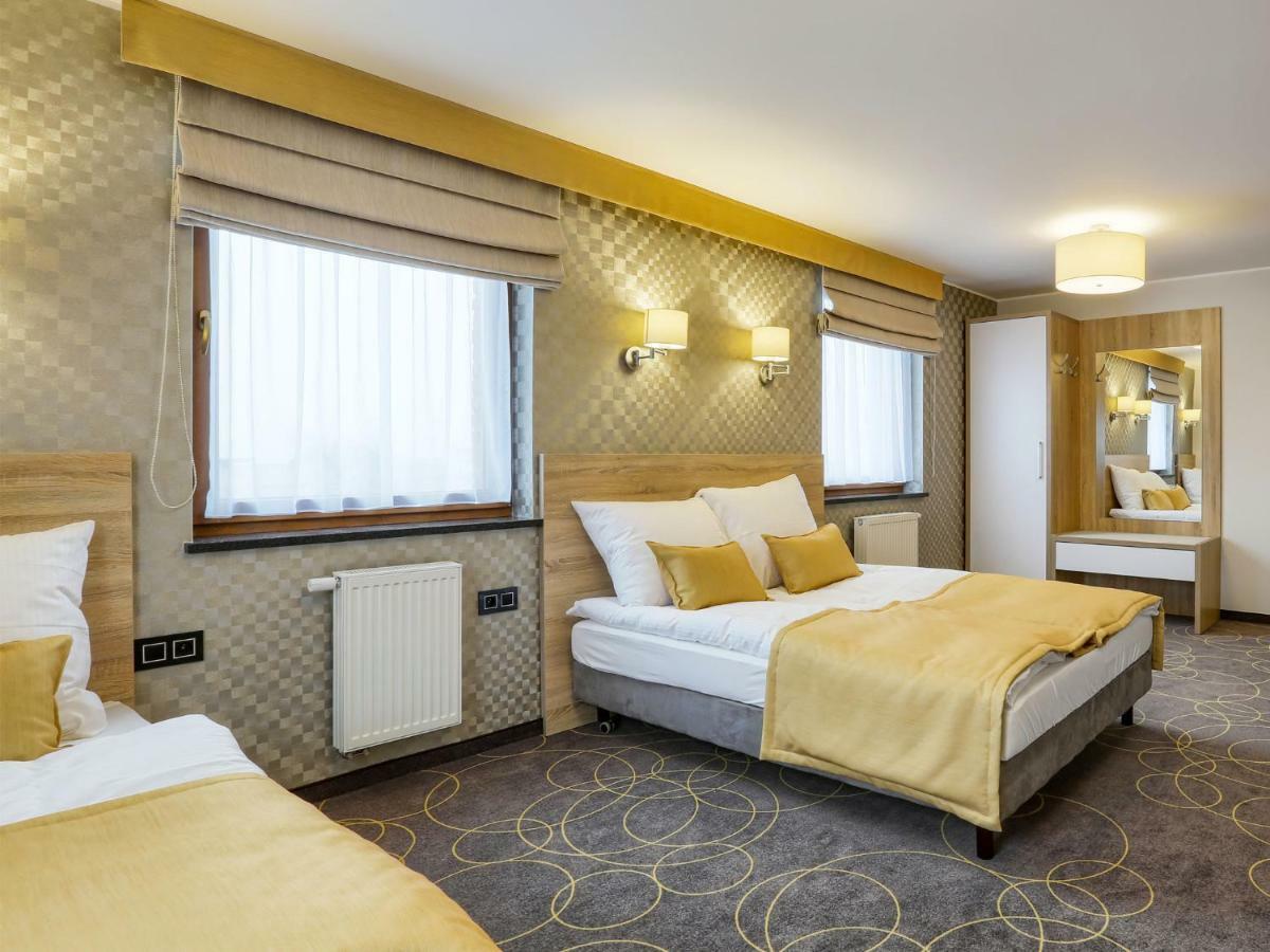 Hotel Antek Zlinice Ngoại thất bức ảnh